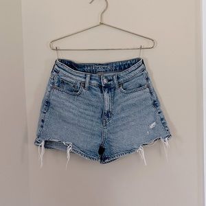 American Eagle Jean Shorts!!
